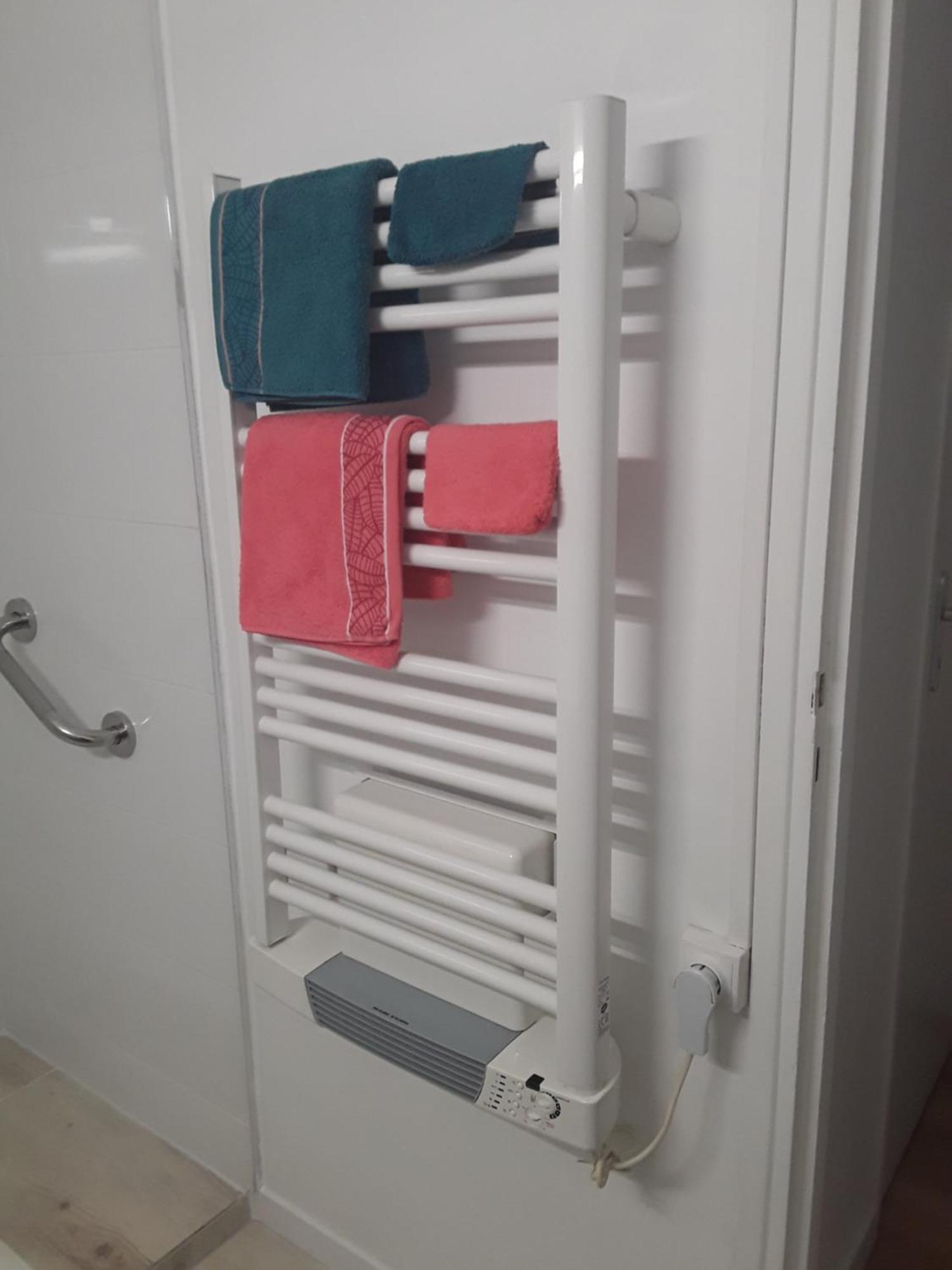 Le Cypres - Appartement Ideal Pour Vos Vacances Ou Vos Deplacements Professionnels A Béziers Buitenkant foto